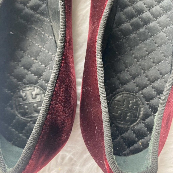 Tory Burch Clara Ballet Flats Size 9.5 Crushed Red Velvet Leather Missing Ribbon - Picture 8 of 14